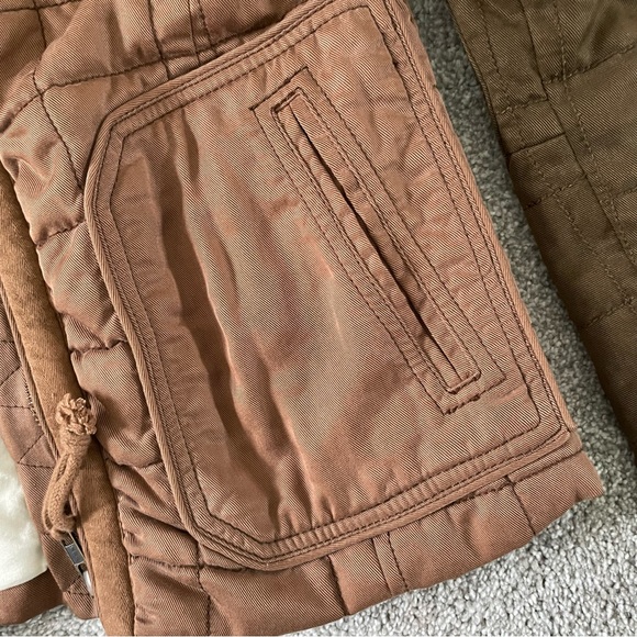 Like new Aritzia Wilfred quilted jacket in Size 0 - Picture 4 of 6